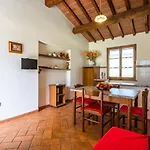 Tuscany With Panoramic Pool קסטיליון פיורנטינו